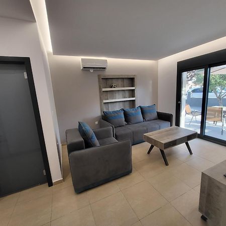 Radina Family Aparthotel Kallithea  Eksteriør bilde