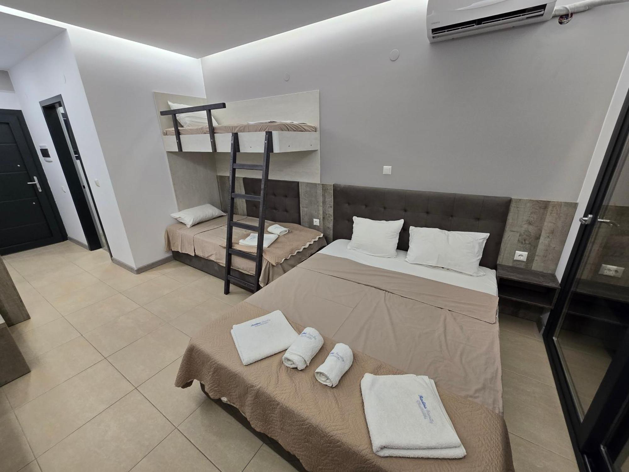Radina Family Aparthotel Kallithea  Eksteriør bilde