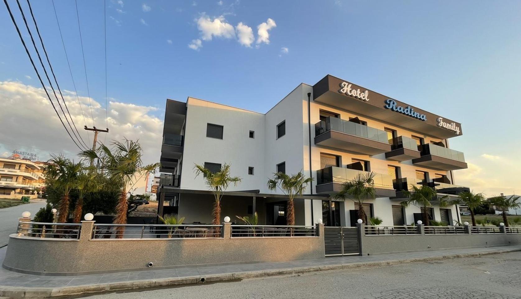 Radina Family Aparthotel Kallithea  Eksteriør bilde