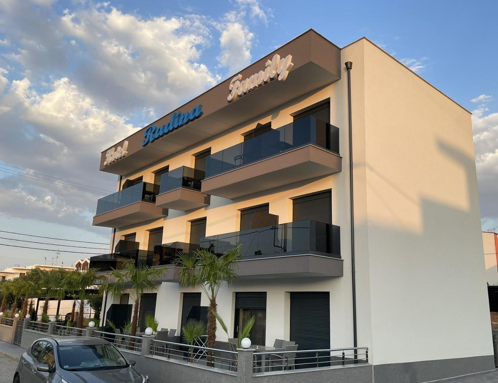 Radina Family Aparthotel Kallithea  Eksteriør bilde